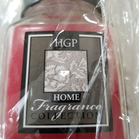 HGP Candle with santa figure who sits on cover apples & brown sugar scent nos - Picture 9 of 9